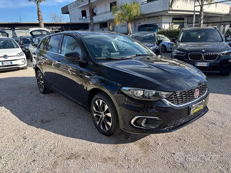 Usata Fiat Tipo S 120 CV (88 kW) 2020 Nero Station wagon