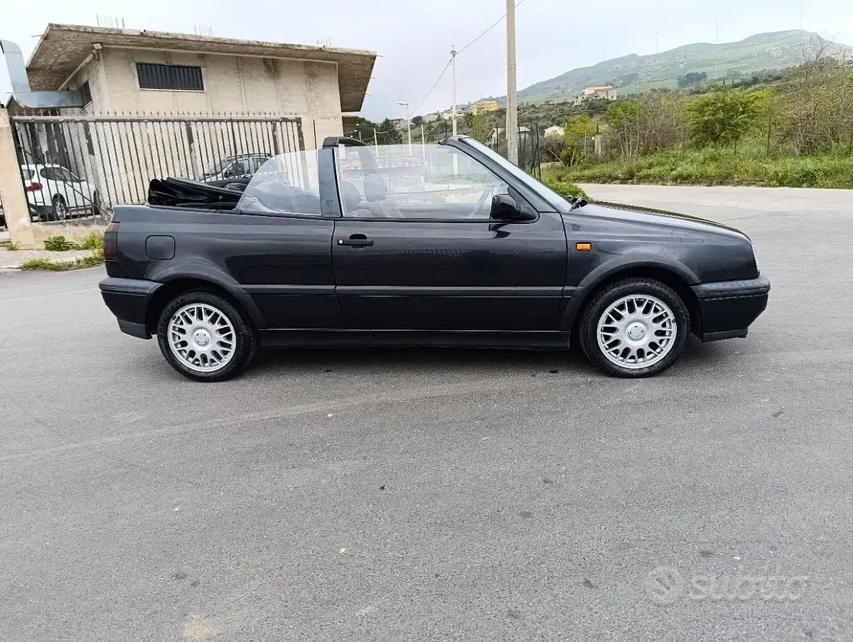 Usata VW Golf Cabriolet 75 CV (55 kW) 1994 Nero Cabrio