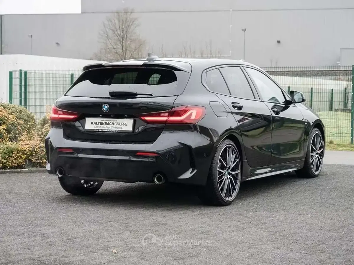 Occasion BMW 120 Shadowline 190 ch (139 kW) 2022 Noir Citadine