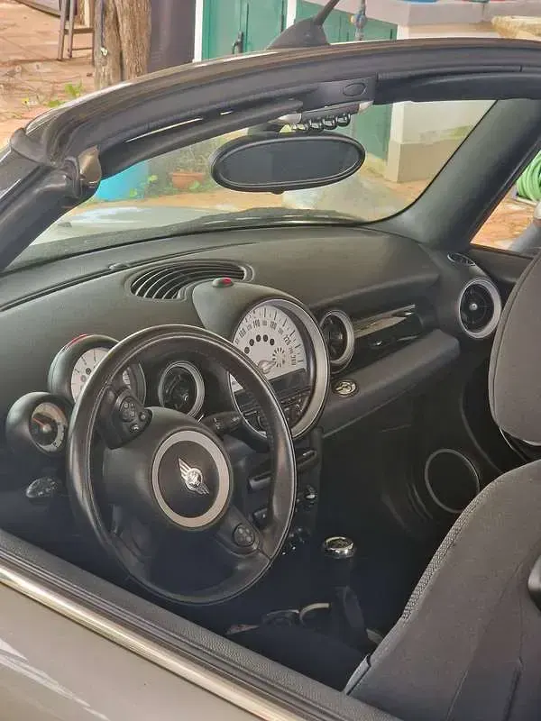 Usata Mini Cooper D Cabriolet 111 CV (81 kW) 2011 Argento Cabrio