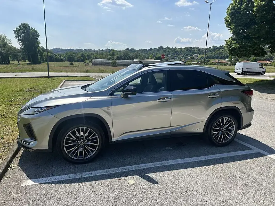 Usata Lexus RX450h Sport Line 262 CV (192 kW) 2019 SUV