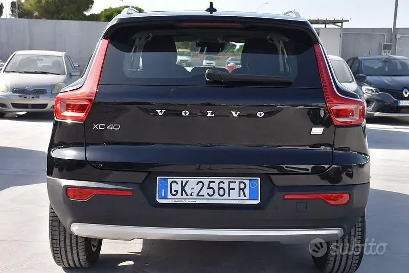 Usata Volvo XC40 Inscription 261 CV (191 kW) 2022 Nero SUV