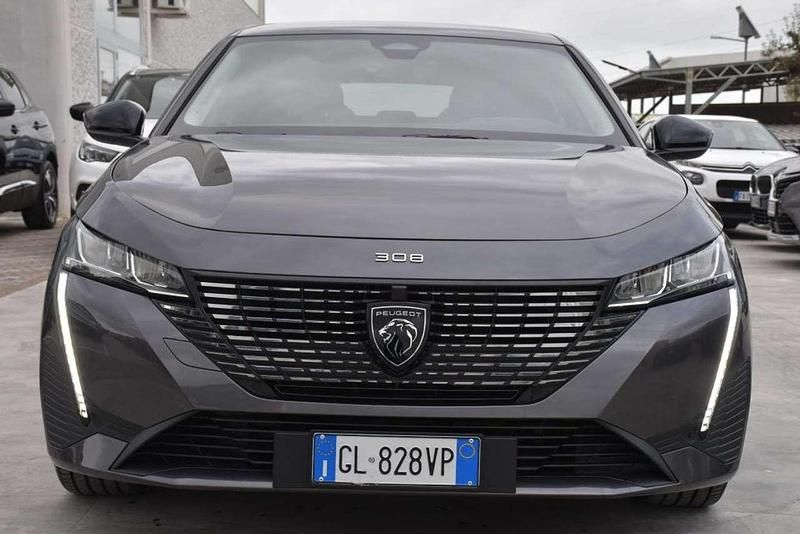 Usado Peugeot 308 Allure 131 CV (96 kW) 2022 Gris Familiar