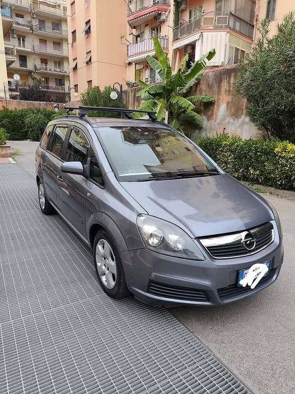 Usata Opel Zafira Enjoy 120 CV (88 kW) 2005 Monovolume