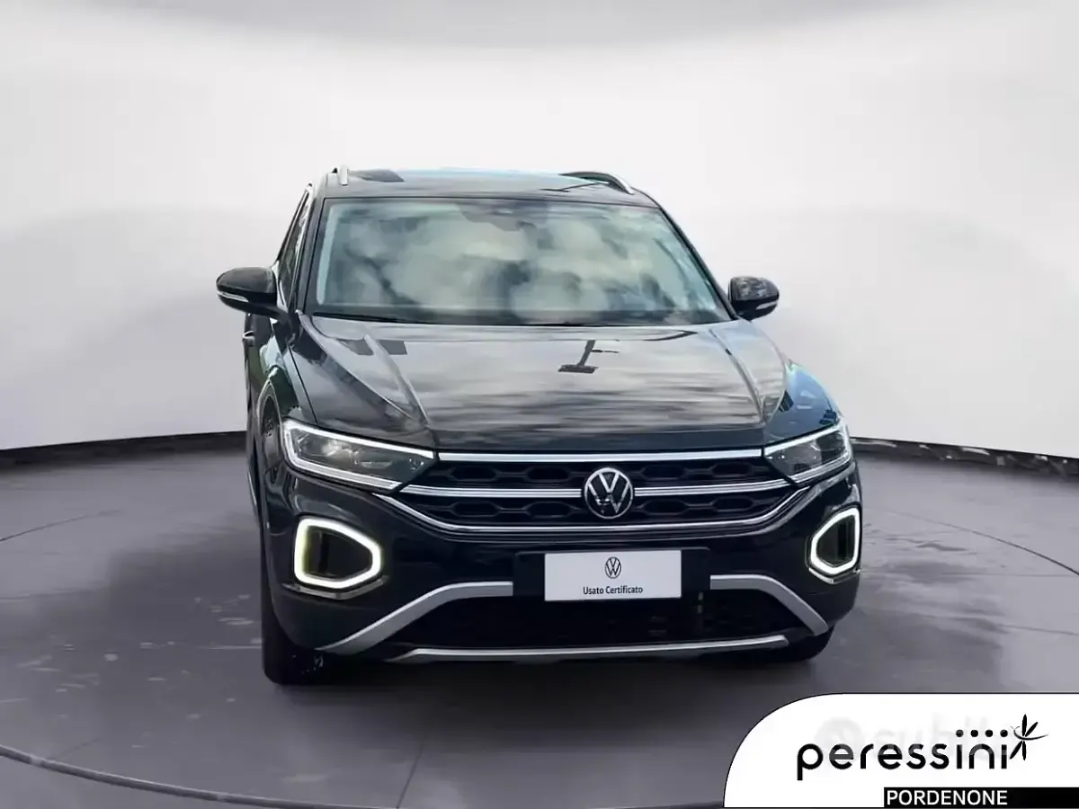 Usata VW T-Roc Style 150 CV (110 kW) 2023 Nero SUV
