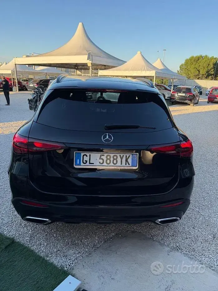 Usata Mercedes GLC220 AMG line 196 CV (144 kW) 2023 Nero SUV