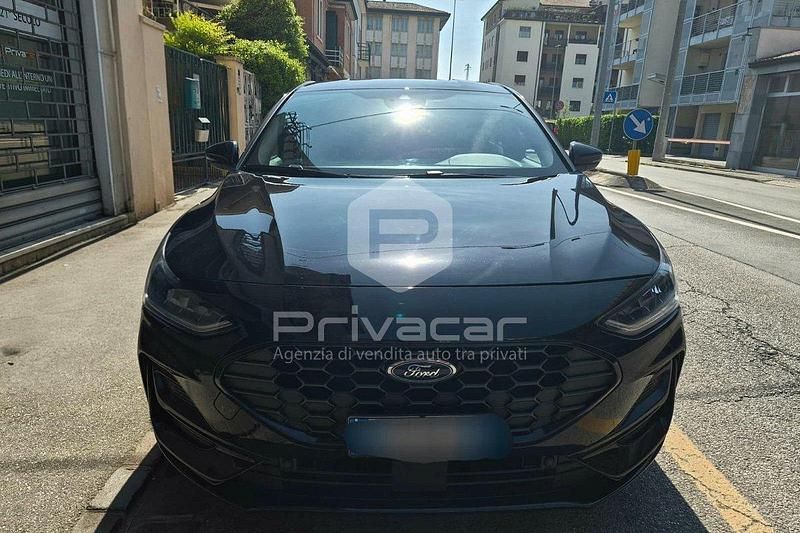 Usata Ford Focus ST-Line 115 CV (84 kW) 2024 Nero Berlina
