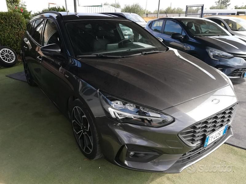 Usata Ford Focus ST-Line 150 CV (110 kW) 2019 Grigio Station wagon