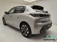 Usata Peugeot 208 Allure 101 CV (74 kW) 2025 Grigio Utilitaria