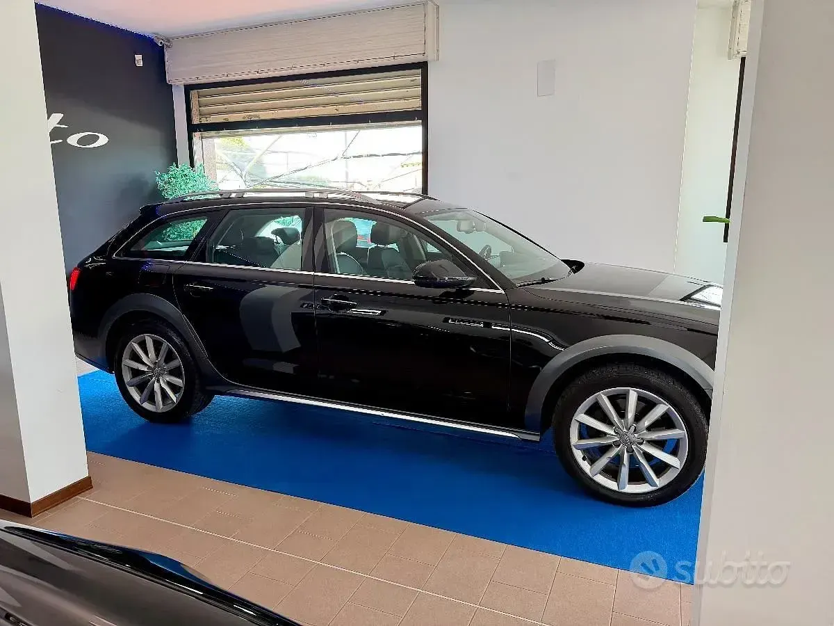 Usata Audi A6 Allroad 218 CV (160 kW) 2018 Nero Station wagon