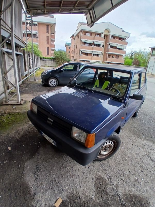 Usata 2001 Fiat Panda Young Due volumi | 1100 € (Ottimo prezzo) - Immagine 1/3