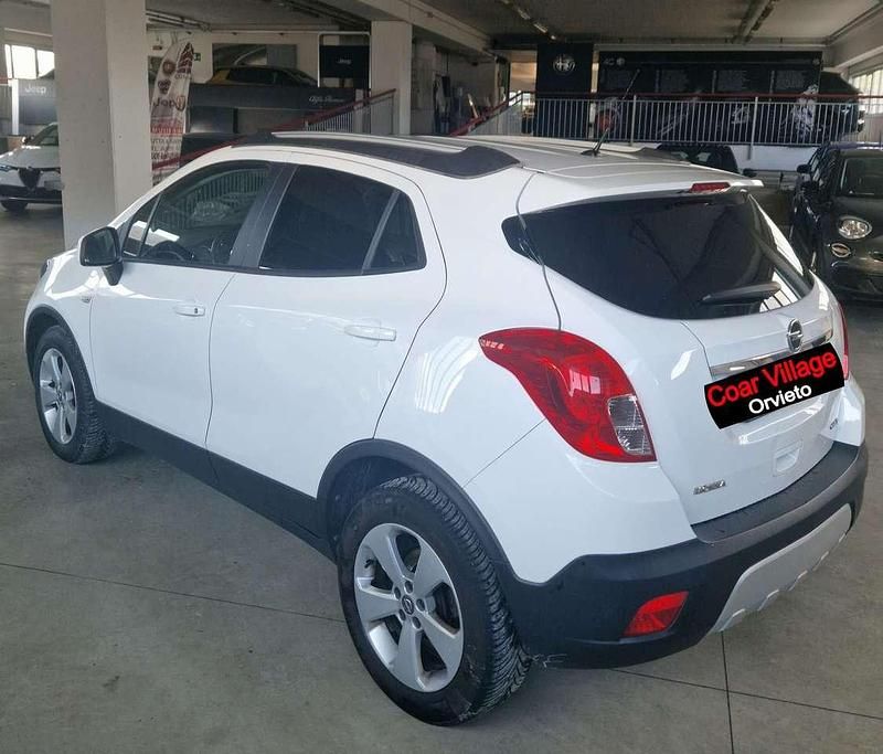 Usata Opel Mokka Cosmo 131 CV (96 kW) 2015 Bianco SUV
