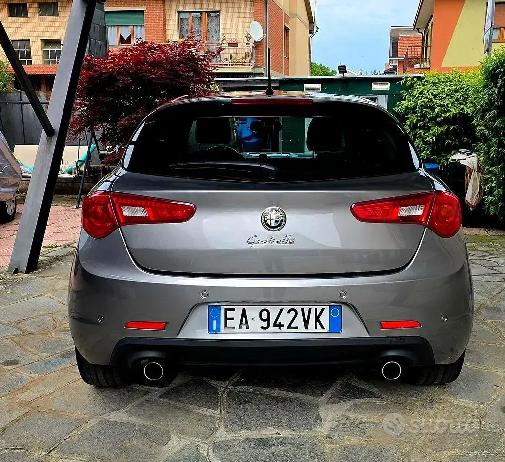 Usata Alfa Romeo Giulietta 170 CV (125 kW) 2011 Utilitaria