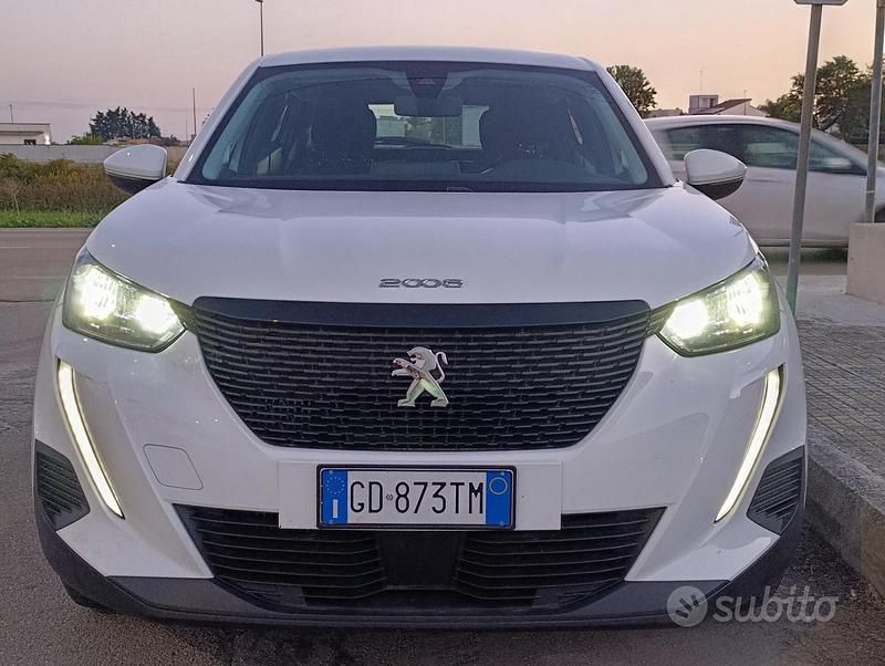 Usata Peugeot 2008 Peugeot Sport Engineered 110 CV (80 kW) 2020 Bianco SUV