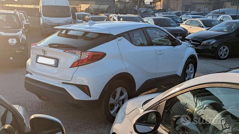 Occasion Toyota C-HR 116 PK (85 kW) 2017 Wit SUV