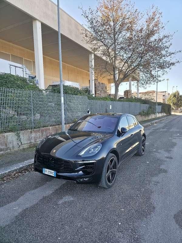 Usata Porsche Macan Turbo 400 CV (294 kW) 2016 SUV