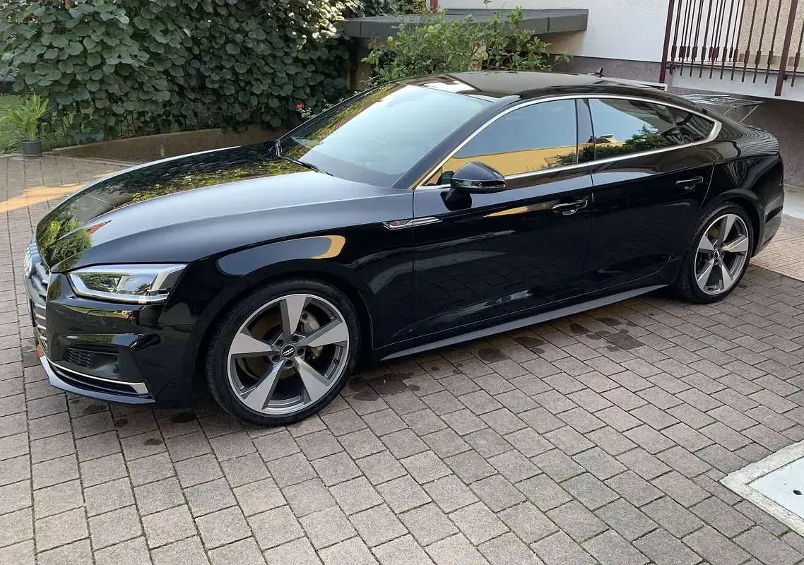 Usata Audi A5 Sportback Business 190 CV (139 kW) 2017 Nero Utilitaria