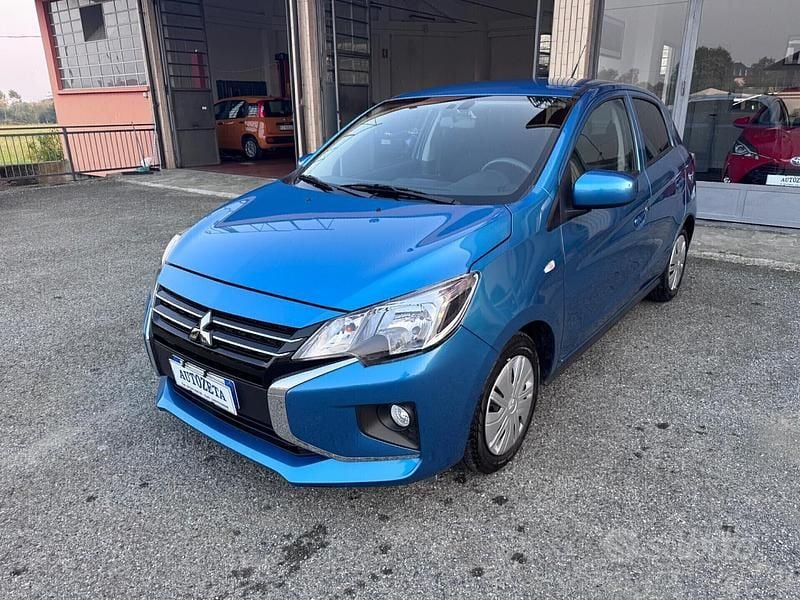 Blu Usata 2023 Mitsubishi Space Star Invite Tre volumi | 10.400 € (Ottimo prezzo) - Immagine 1/4