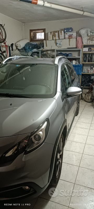 Usata Peugeot 2008 120 CV (88 kW) 2017 Grigio SUV