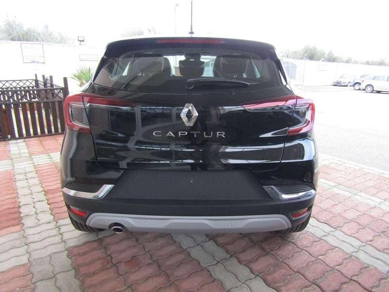 Usata Renault Captur Evolution 140 CV (102 kW) 2023 Nero SUV