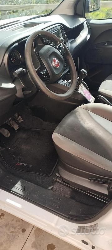 Usata Fiat Doblò 2018 Bianco Monovolume