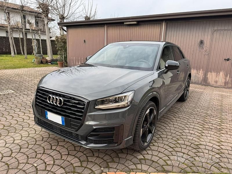 Usata Audi Q2 Comfort 116 CV (85 kW) 2019 Grigio SUV
