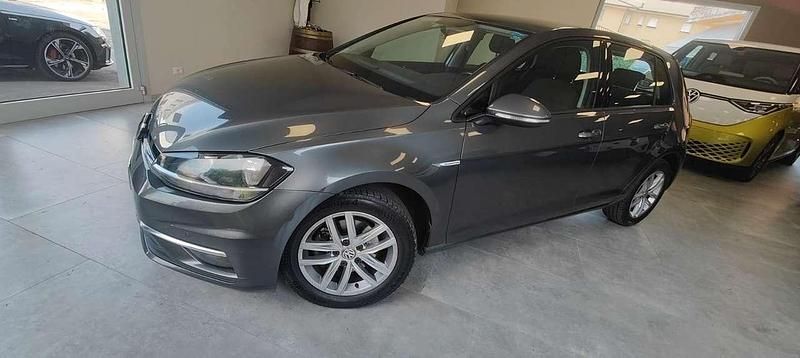 Usata VW Golf VII Business 110 CV (80 kW) 2018 Grigio Berlina