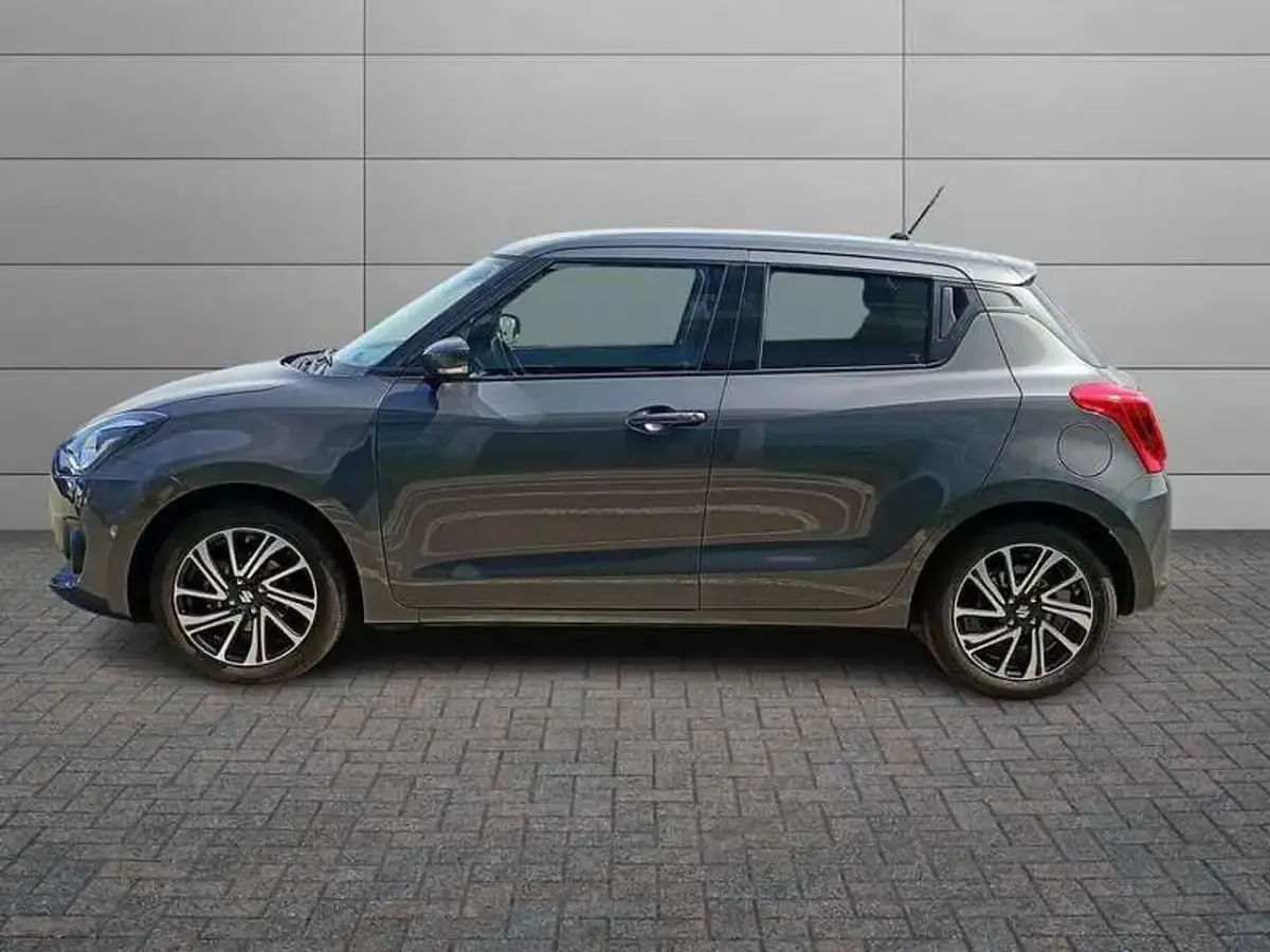 Usata Suzuki Swift 86 CV (63 kW) 2024 Other Utilitaria