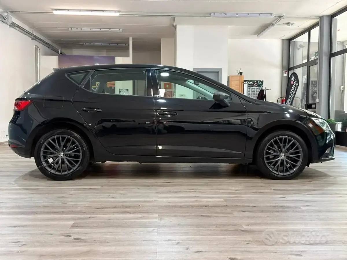 Usata Seat Leon Style 110 CV (80 kW) 2015 Nero Berlina