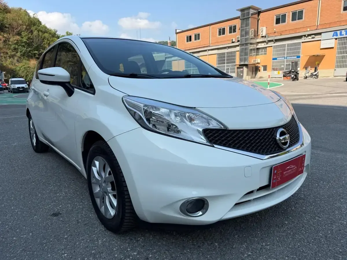 Usata Nissan Note Acenta+ 80 CV (58 kW) 2015 Bianco Utilitaria
