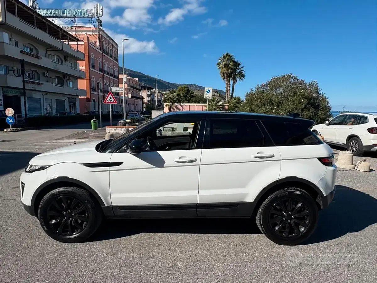 Usata Land Rover Range Rover evoque 150 CV (110 kW) 2017 Bianco Station wagon