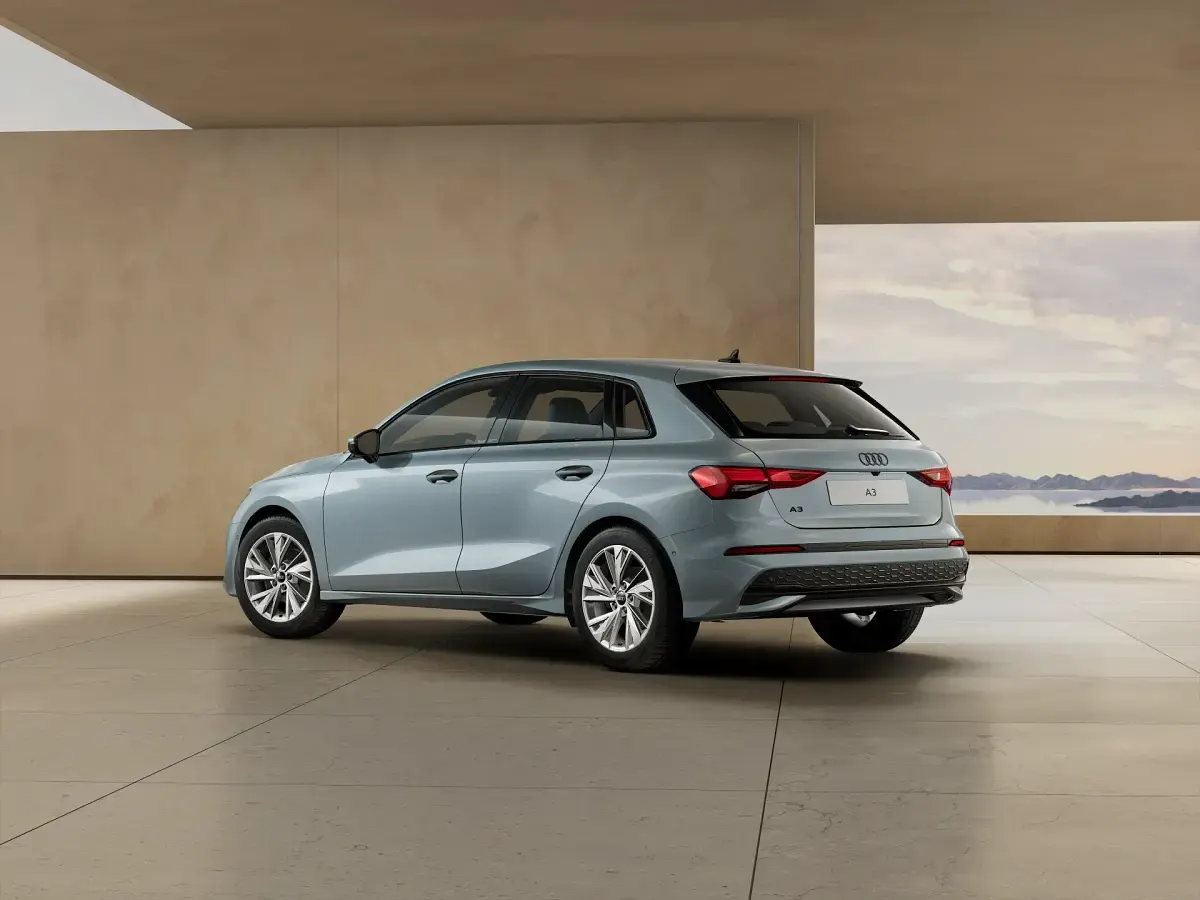 Nuova Audi A3 Advanced 116 CV (85 kW) 2026 Grigio freccia perla