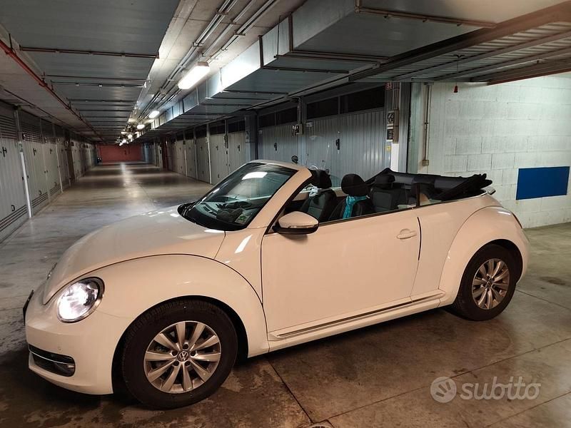 Usata 2014 VW Maggiolino Design Cabrio | 19.000 € (Buon prezzo) - Immagine 1/4
