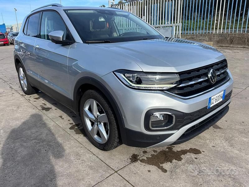 Usata VW T-Cross Advance 115 CV (84 kW) 2020 Grigio SUV