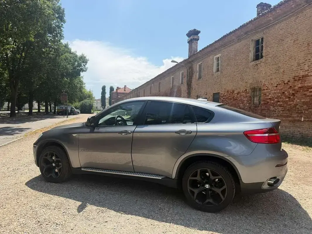 Usata BMW X6 245 CV (180 kW) 2013 Grigio SUV