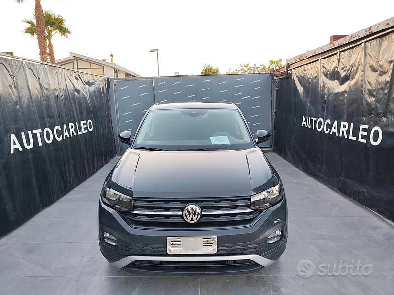 Usata VW T-Cross 95 CV (69 kW) 2019 Grigio SUV