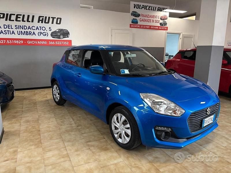 Usata Suzuki Swift 90 CV (66 kW) 2019 Blu Utilitaria