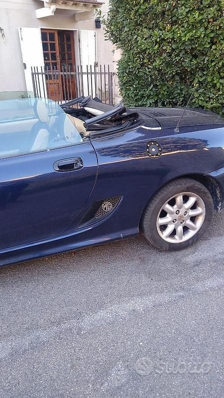 Usata MG TF 116 CV (85 kW) 2003 Blu Cabrio