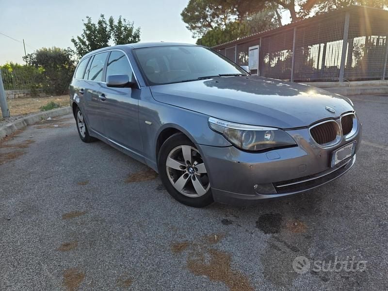 Grigio Usata 2008 BMW 520 Station wagon | 4900 € (Buon prezzo) - Immagine 1/4