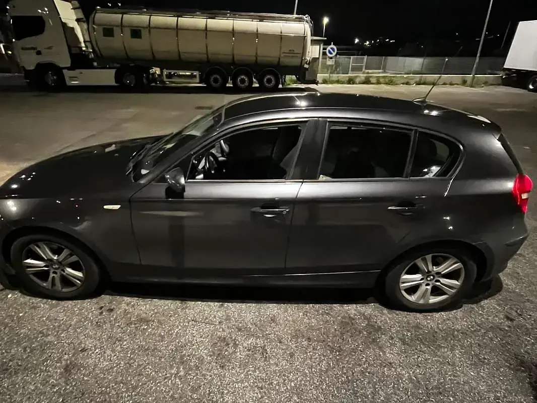 Usata BMW 118 143 CV (105 kW) 2008 Grigio Utilitaria