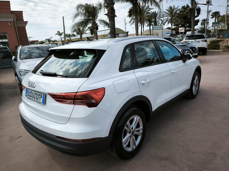 Usata Audi Q3 Business 150 CV (110 kW) 2022 Bianco SUV