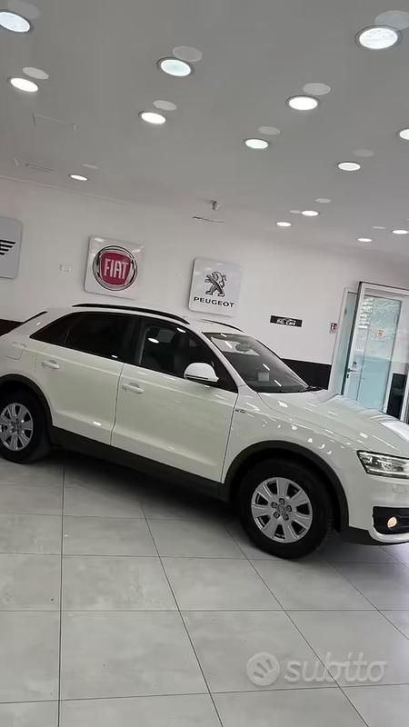 Begagnad Audi Q3 140 HK (102 kW) 2012 Vit SUV