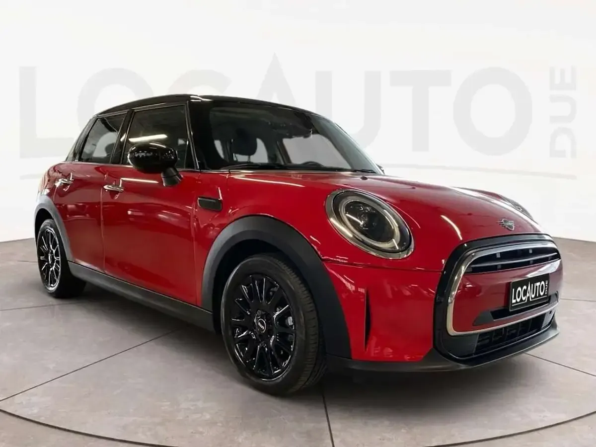 Usado Mini Cooper 136 CV (100 kW) 2024 Rojo Utilitario