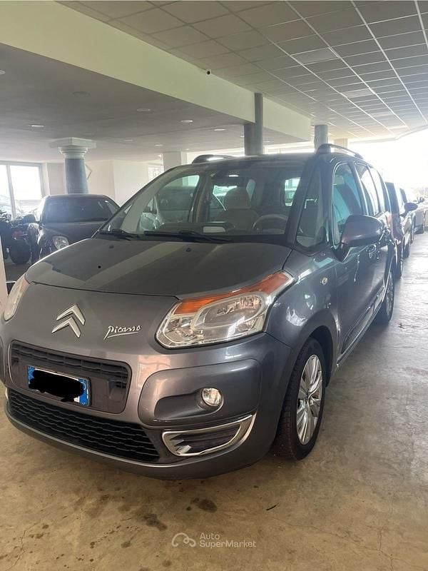 Usata Citroën C3 Picasso 120 CV (88 kW) 2010 Gray Monovolume