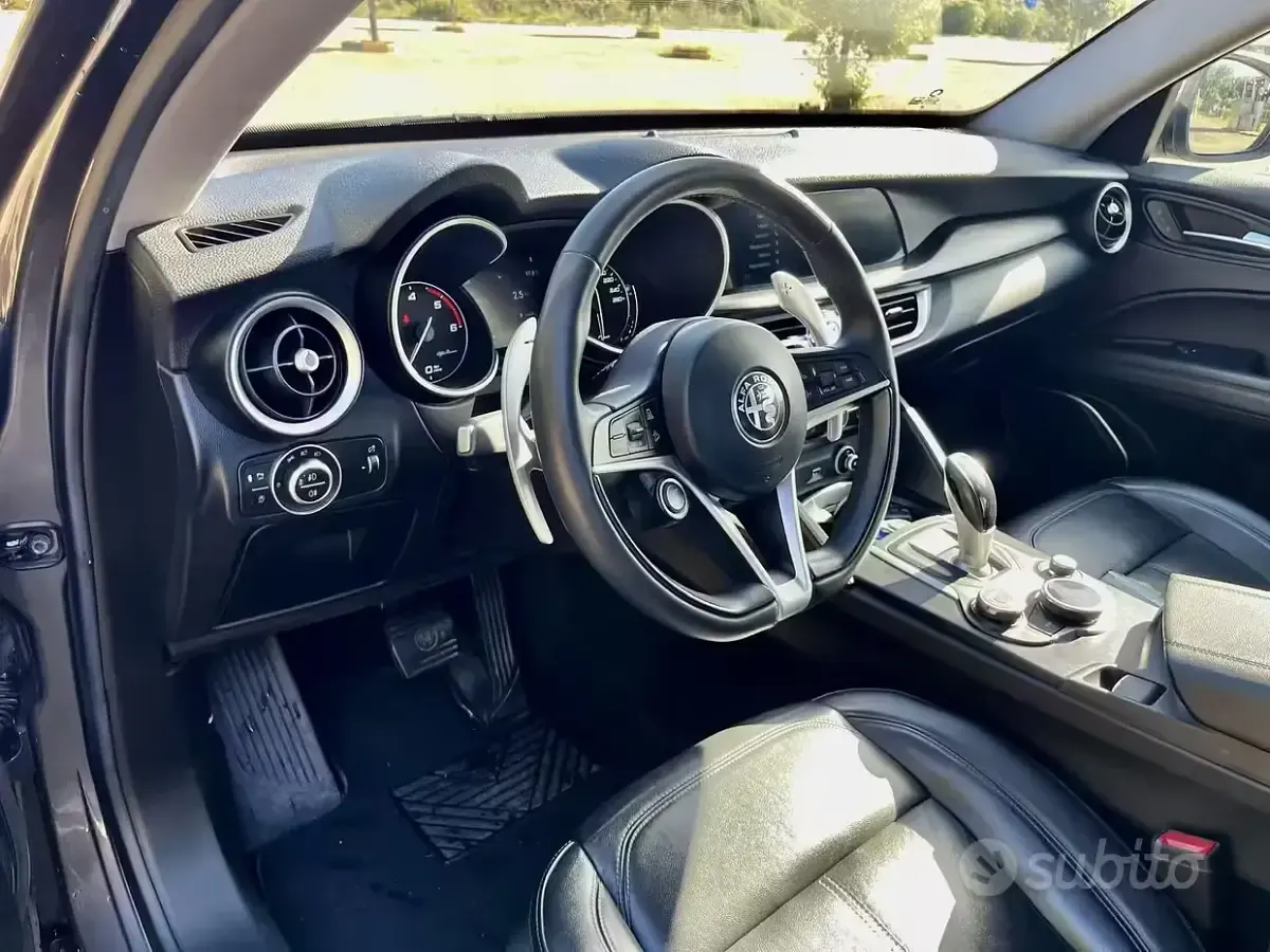 Usata Alfa Romeo Stelvio 210 CV (154 kW) 2019 Grigio SUV