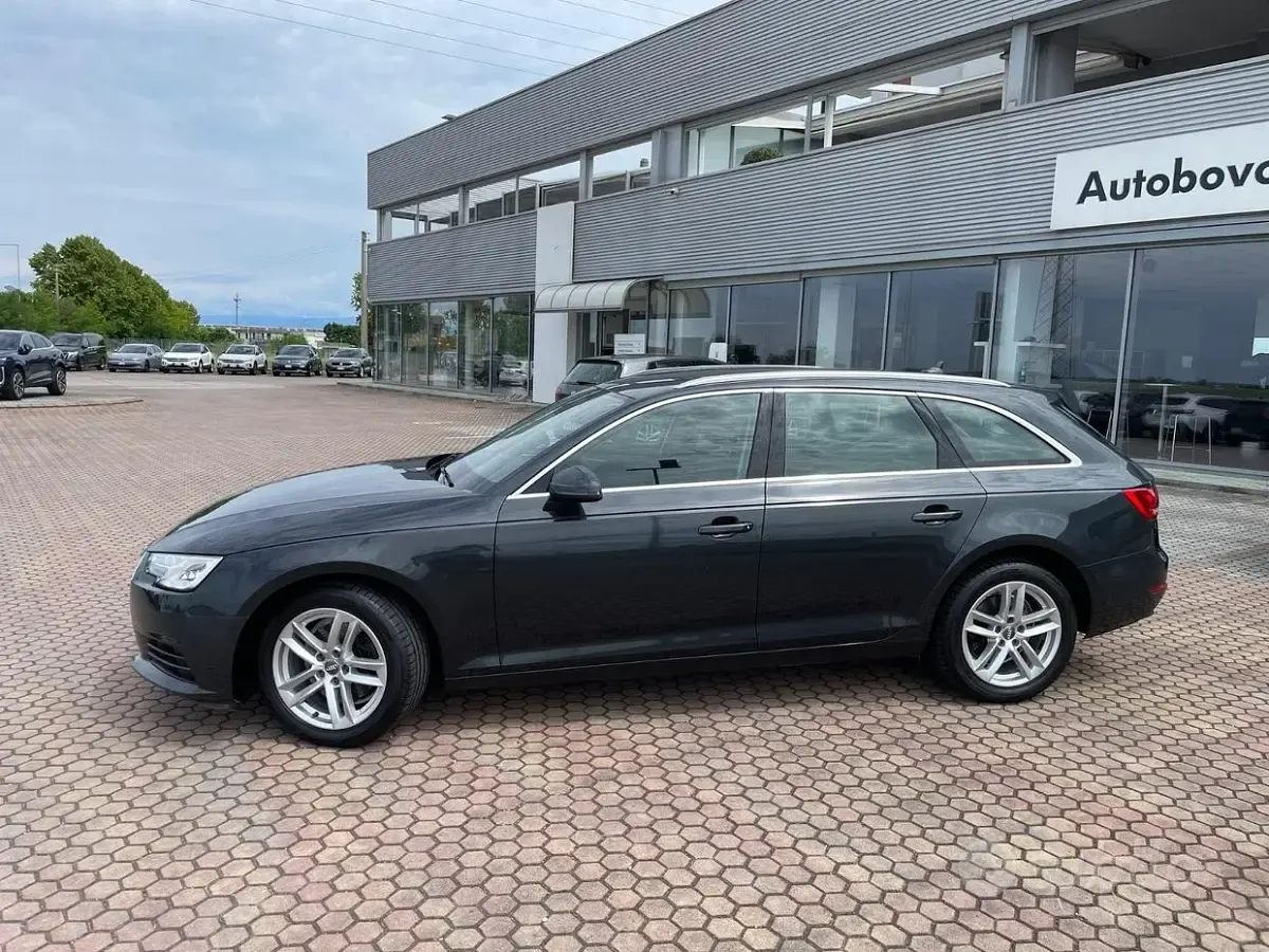 Usata Audi A4 Business 150 CV (110 kW) 2017 Station wagon