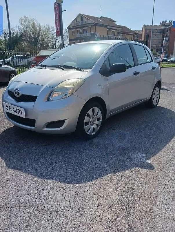 Usata Toyota Yaris 68 CV (50 kW) 2011 Utilitaria