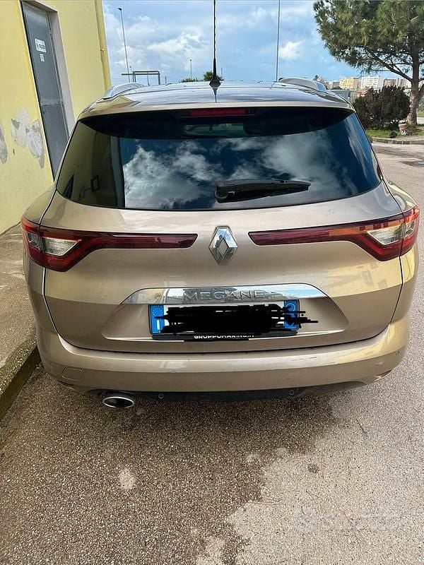 Usata Renault Mégane IV 110 CV (80 kW) 2017 Station wagon