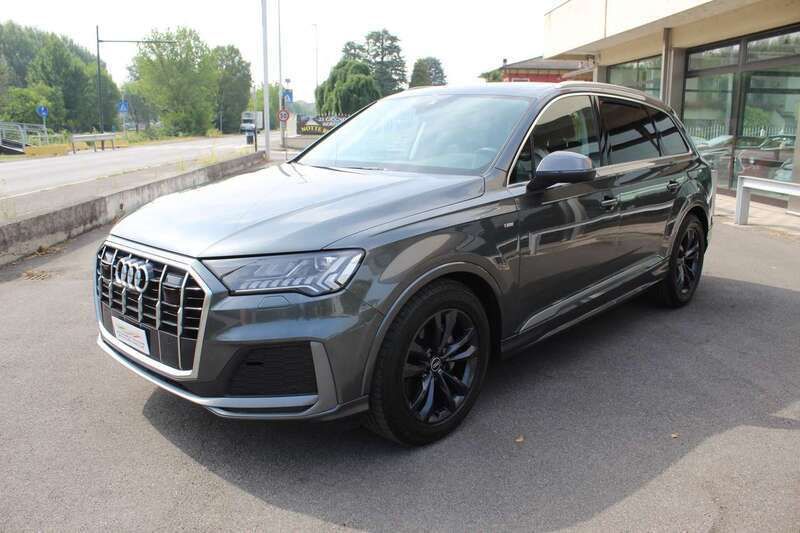 Usata Audi Q7 S-Line 231 CV (169 kW) 2021 Grigio daytona SUV