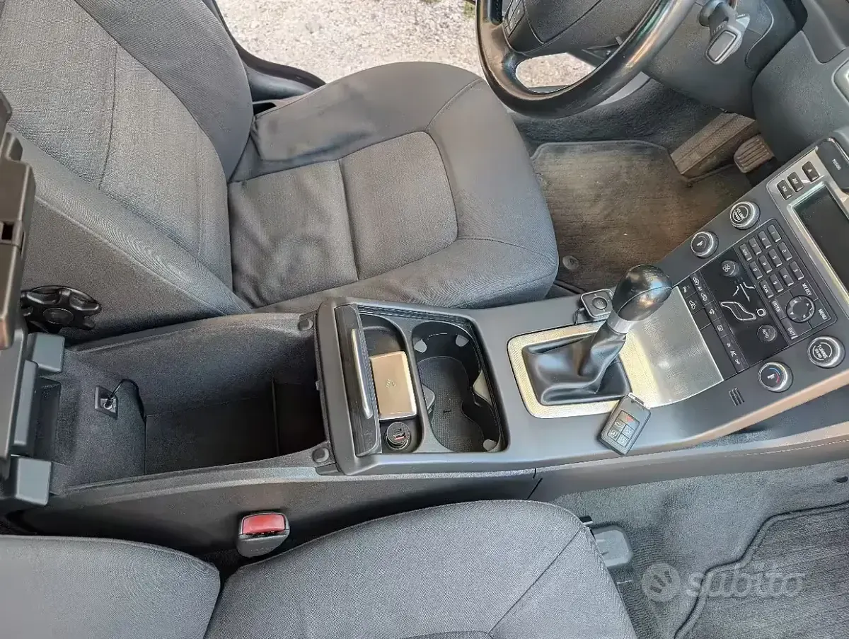 Usata Volvo S80 163 CV (119 kW) 2008 Grigio Berlina